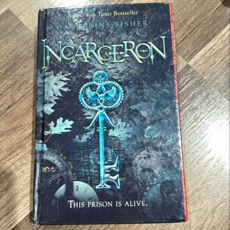 Incarceron 