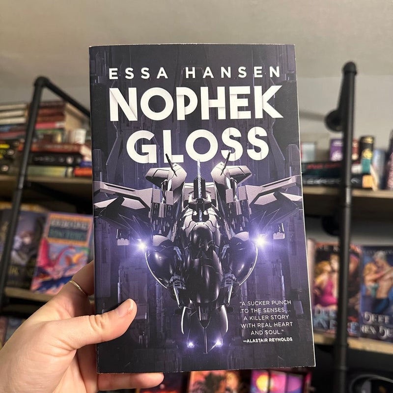 Nophek Gloss