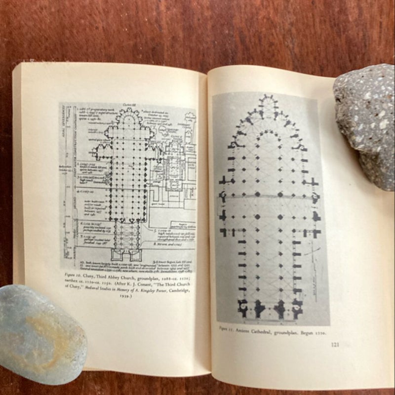 Gothic Architecture and Scholasticism