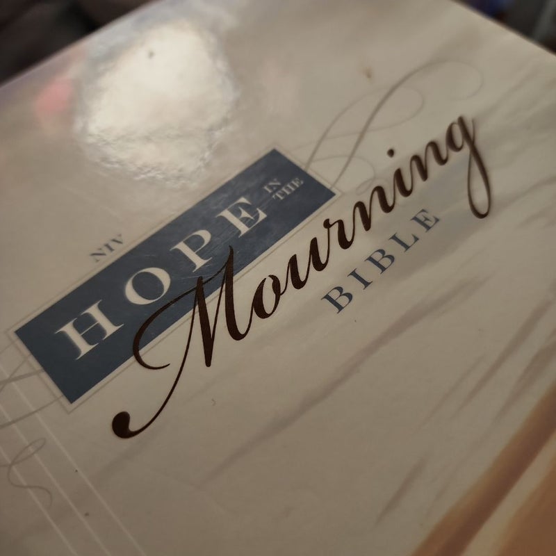 NIV Hope in the Mourning Bible