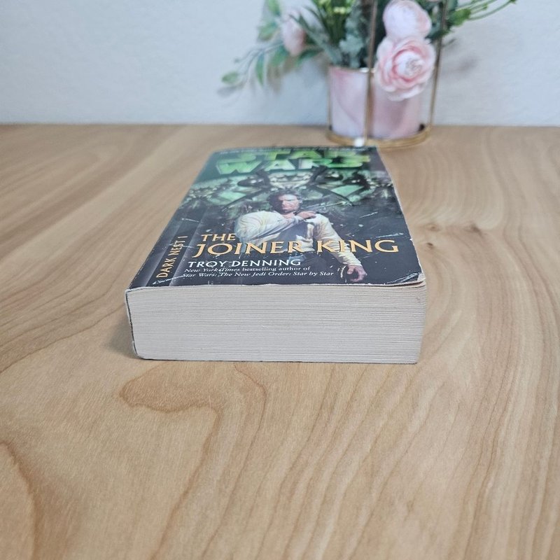 The Joiner King: Star Wars Legends (Dark Nest, Book I)