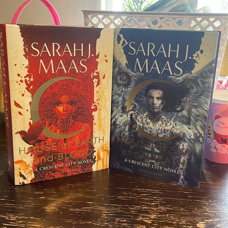 Illumicrate Crescent City Overlays newest Sarah J. Maas