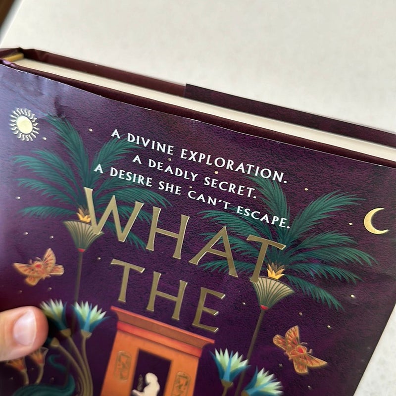 What the River Knows (Barnes & Noble Exclusive) (B&N Exclusive)