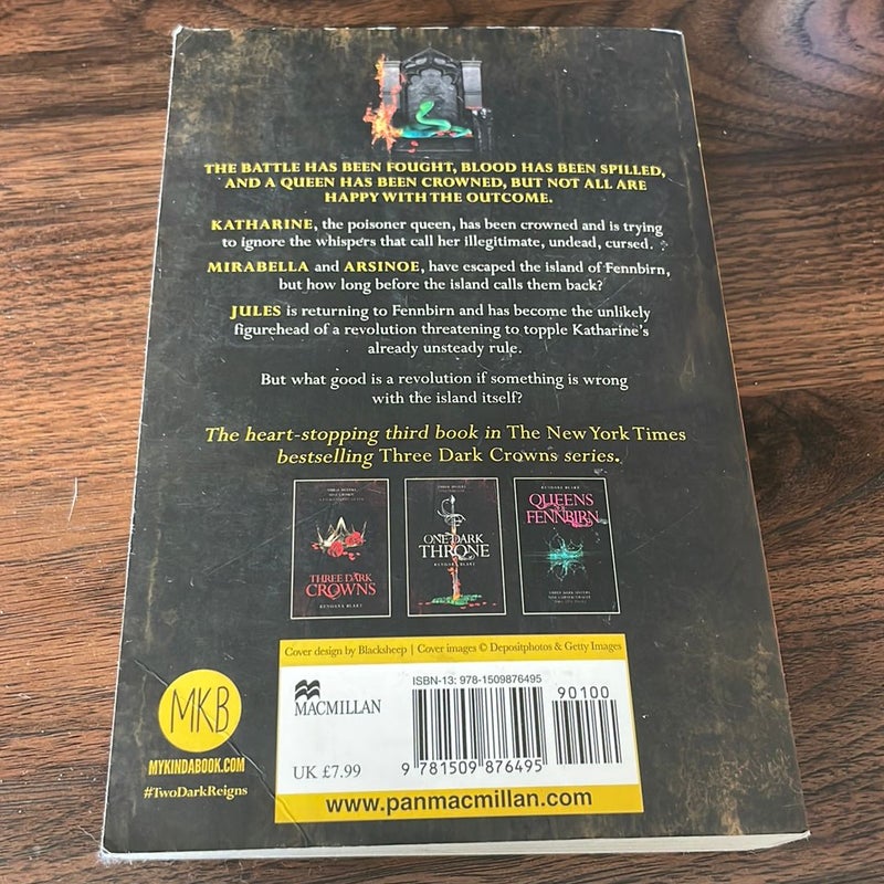 Two Dark Reigns: Three Dark Crowns Book 3