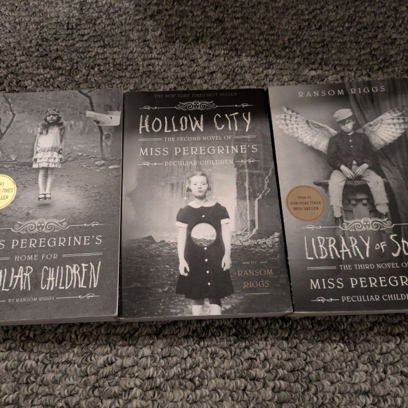 Miss Peregrine's Peculiar Children Boxed Set