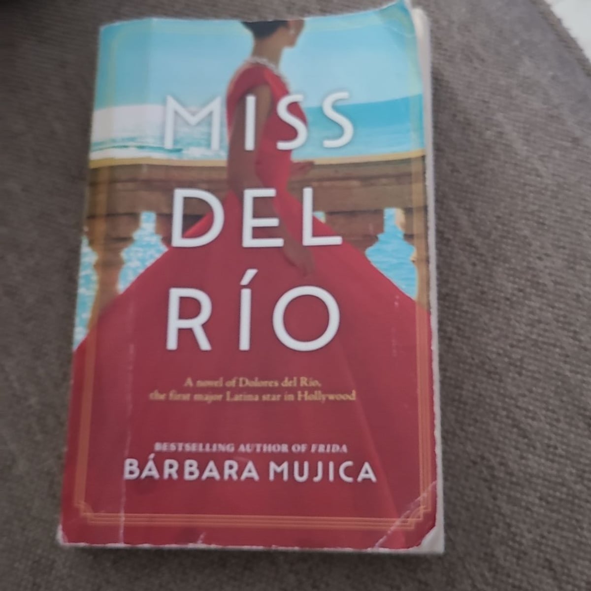 Miss Del Río by Bárbara Mujica, Paperback | Pangobooks