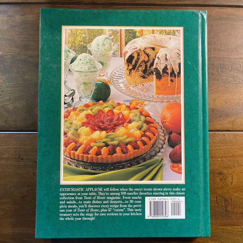 BUNDLE  of 4 Taste of Home Annual Recipes