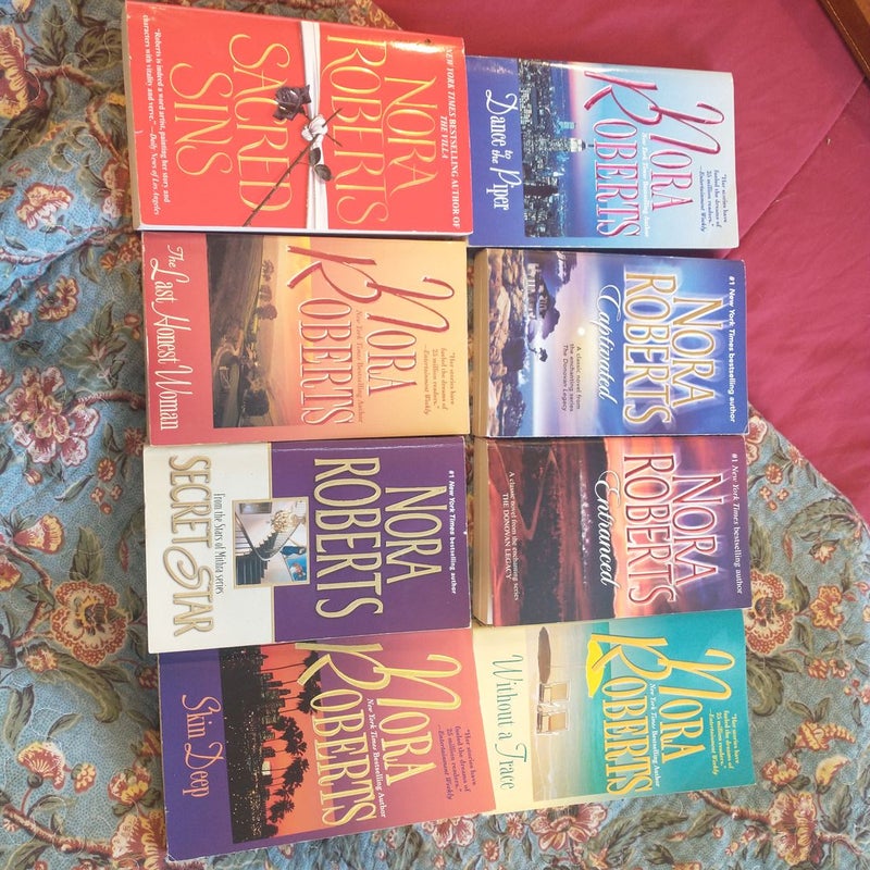 Bundle of 8 Nora Roberts Paperbacks 