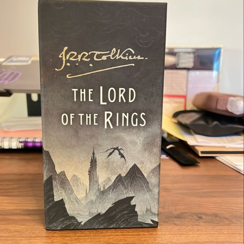 The Lord of the Rings 3-Book Paperback Box Set