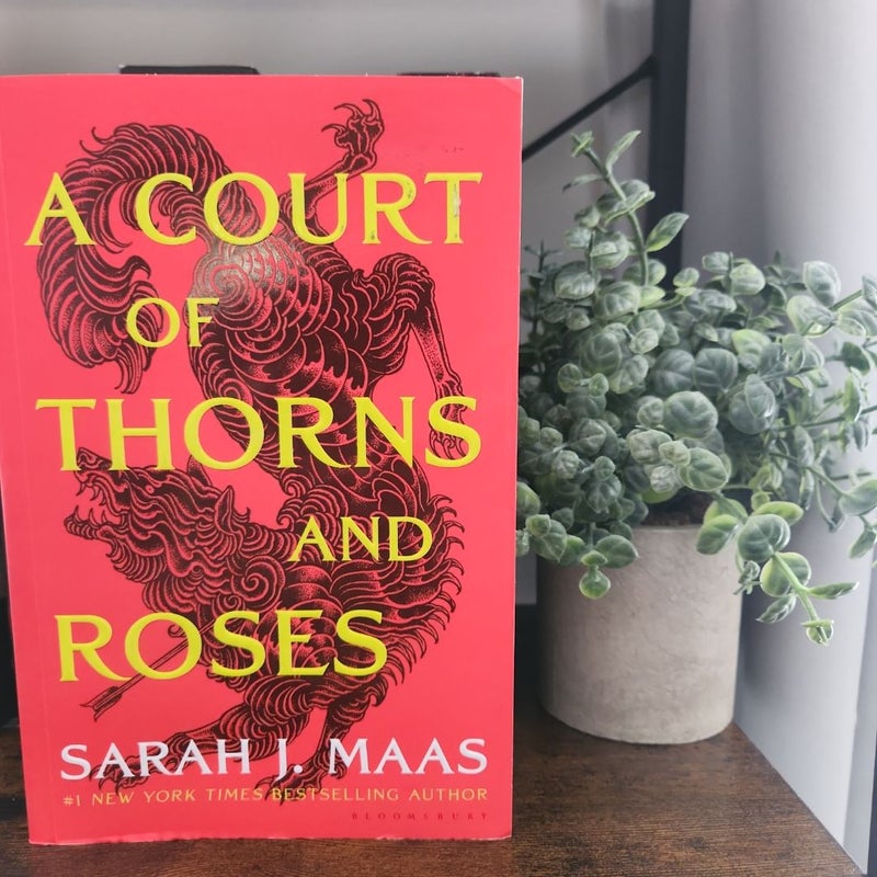 A Court of Thorns and Roses