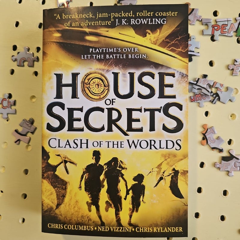 House of Secrets: Clash of the Worlds