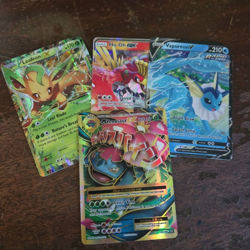 Alola Region Handbook ( Bundled with 35 random Pokémon cards)