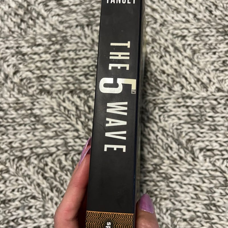 The 5th Wave