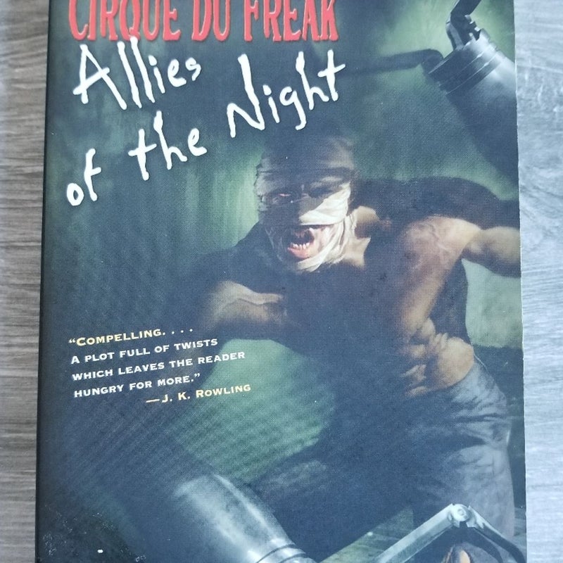 3 CIRQUE DU FREAK DARREN SHAN Y.A. HORROR BOOKS VAMPIRE MOUNTAIN, TRIALS OF DEATH, ALLIES OF THE NIGHT