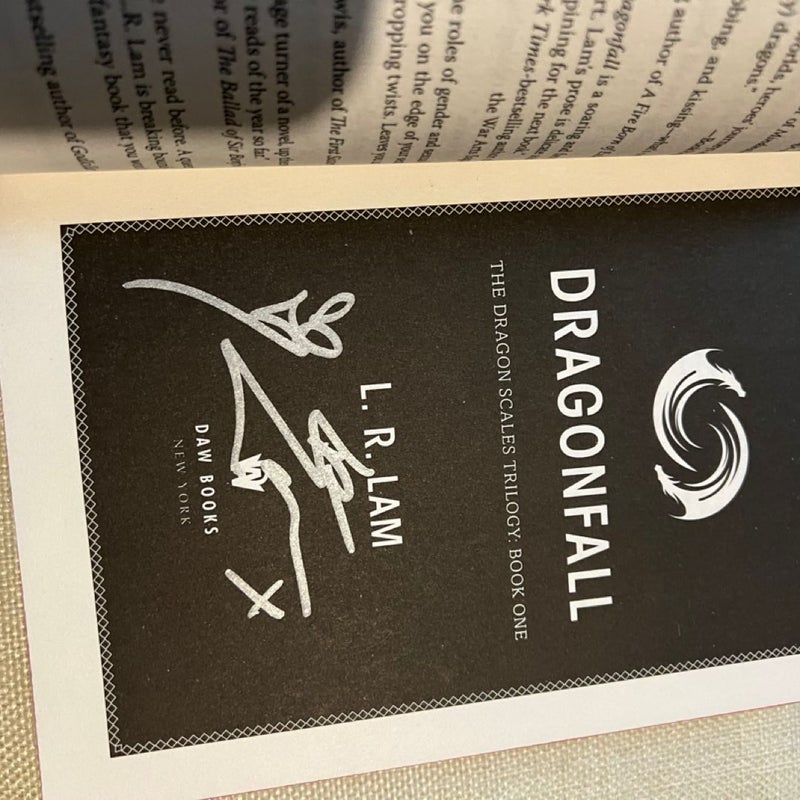 Dragonfall BN exclusive - Signed