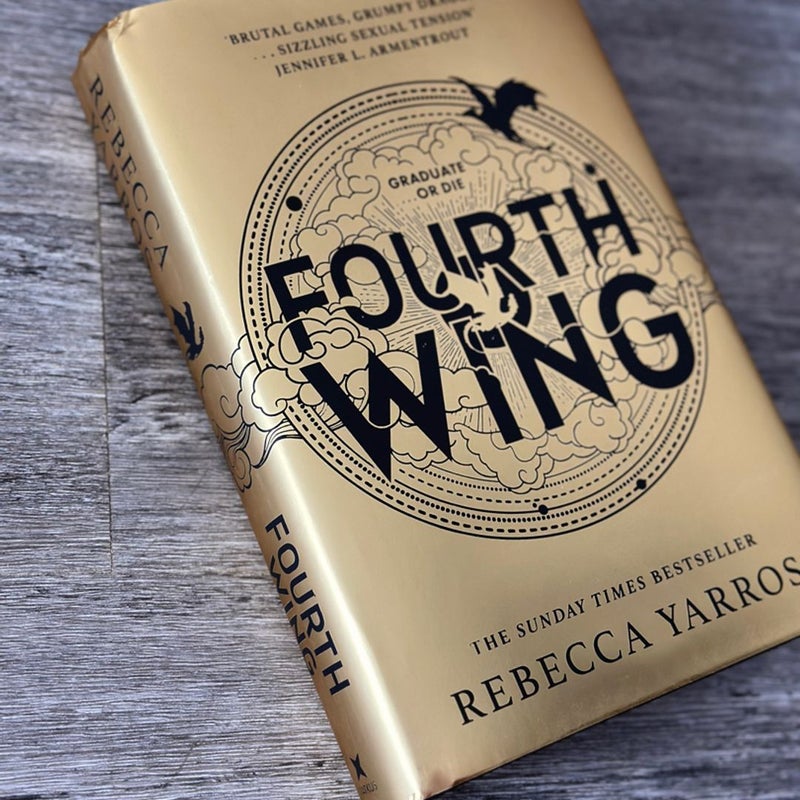 Fourth Wing , Waterstones Exclusive Edition by Rebecca Yarros ...