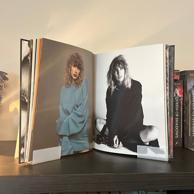 ミュージシャン HARDBACK REPUTATION BOOKS Reputation: Swift, Taylor: Amazon.com: Books