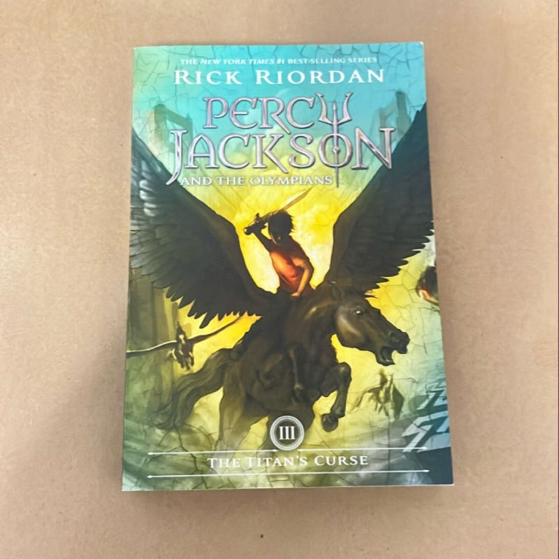 Percy Jackson and the Olympians, Book Three the Titan's Curse (Percy Jackson and the Olympians, Book Three)