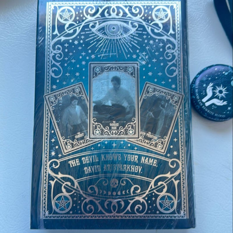 Owlcrate exclusive Evocation and keychain mirror