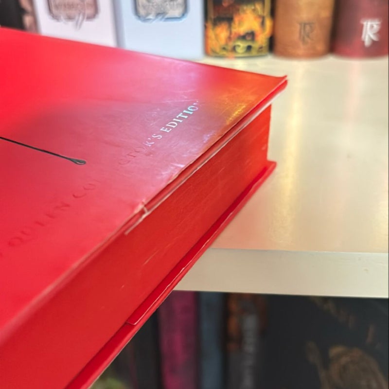 Red Queen Collector's Edition