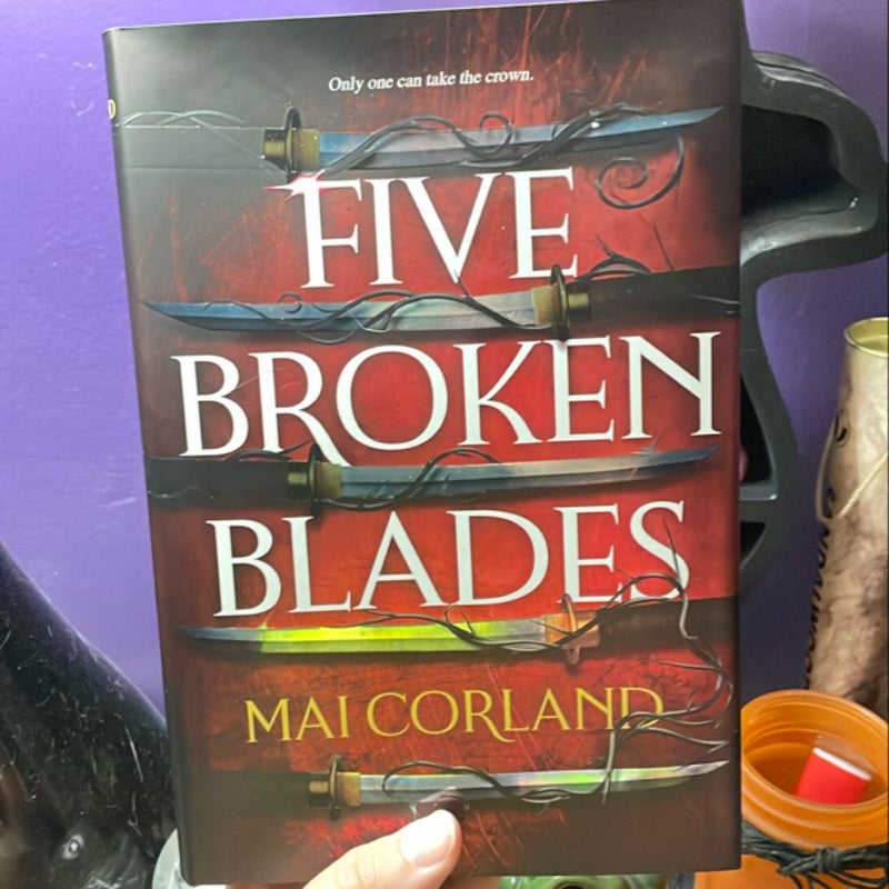 Five Broken Blades (Deluxe Limited Edition)