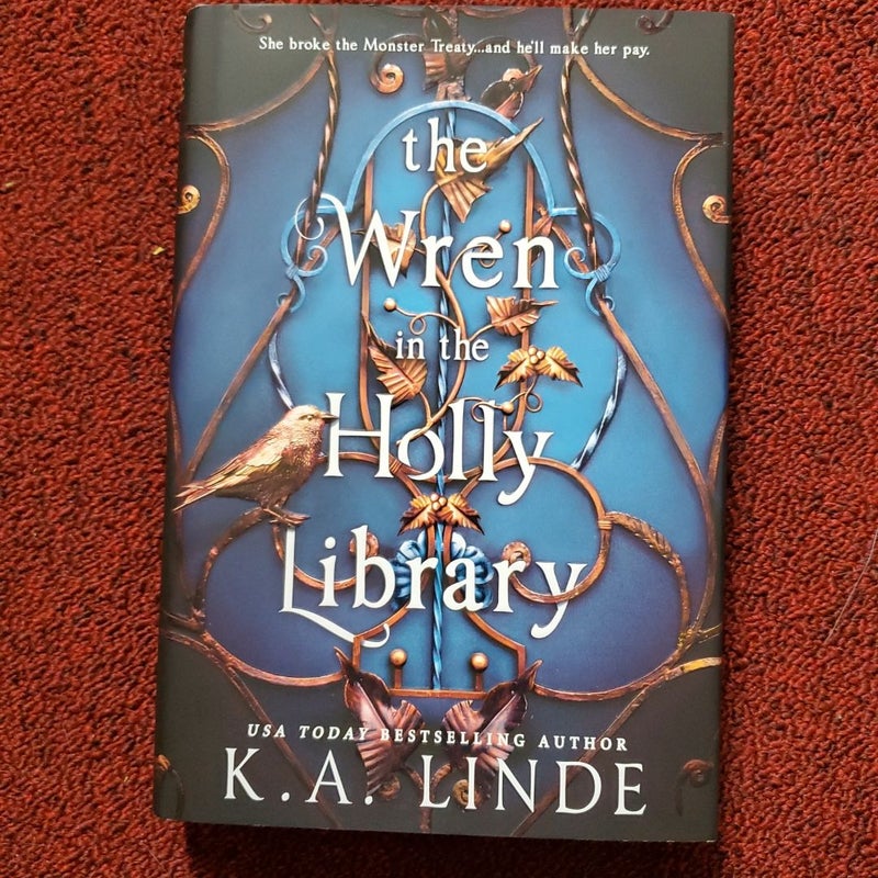 The Wren in the Holly Library (Deluxe Limited Edition)