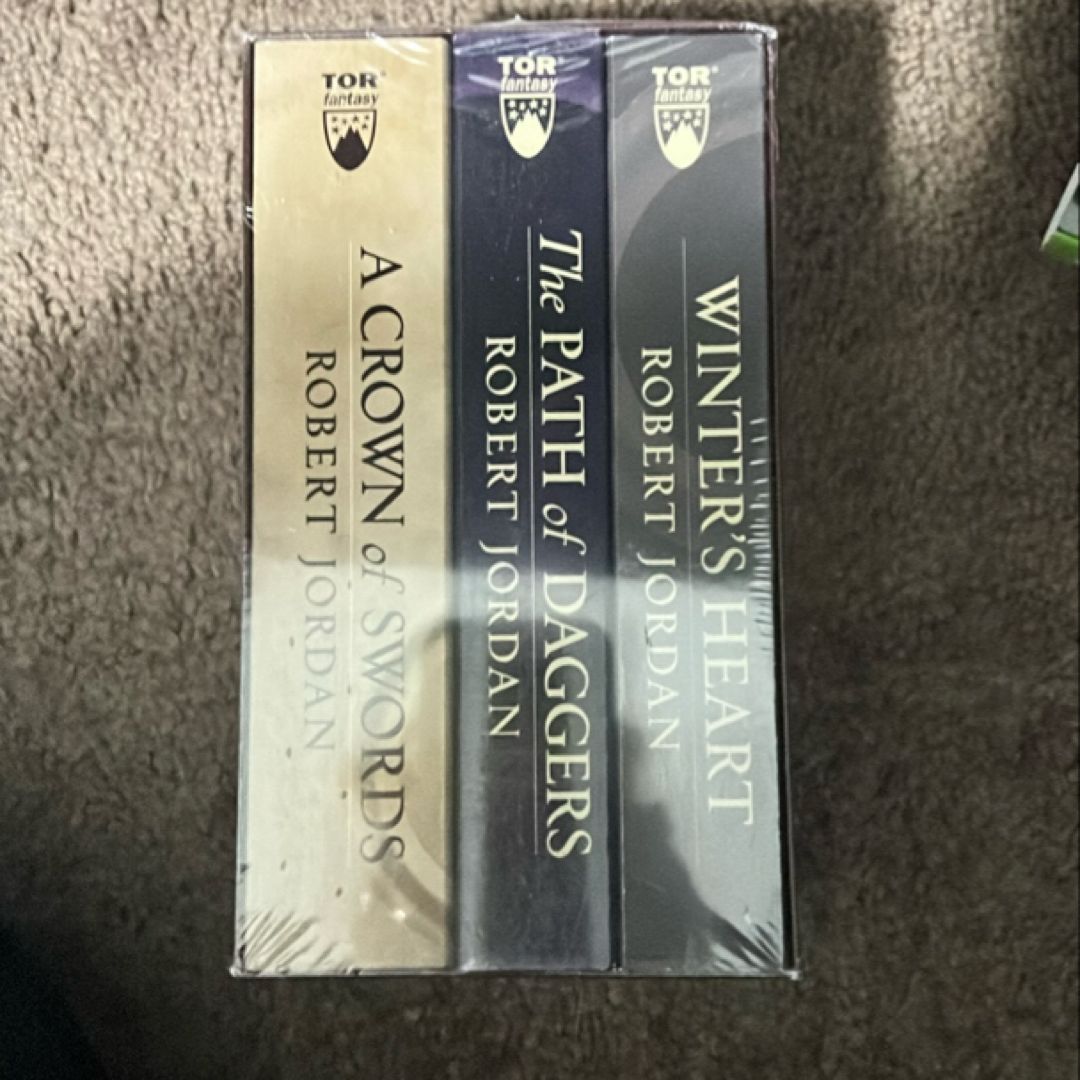 Wheel of Time Wheel of Time Premium Boxed Set I: Books 1-3 (the Eye of the World, the Great Hunt, the Dragon Reborn), (Paperback