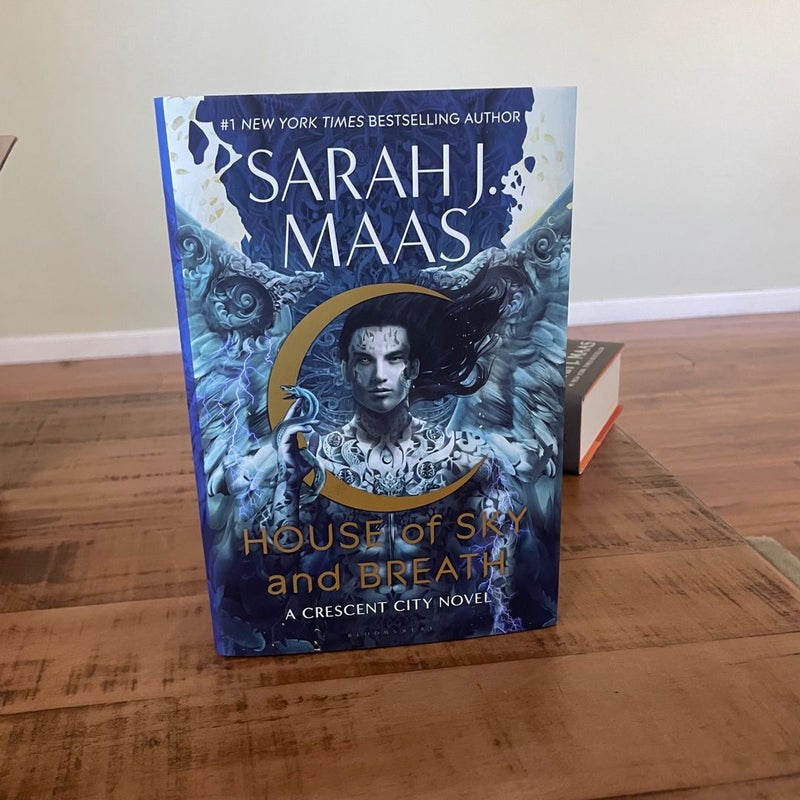 House of Sky and breath by Sarah J Maas Signed Crescent City book