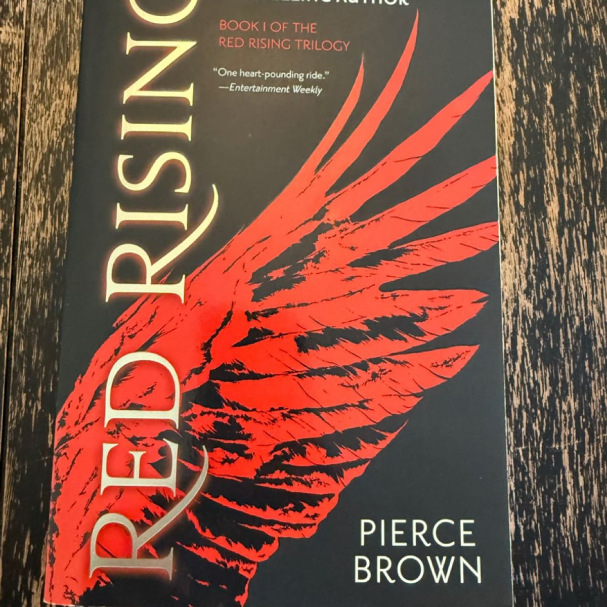 Red Rising by Pierce Brown, Paperback | Pangobooks
