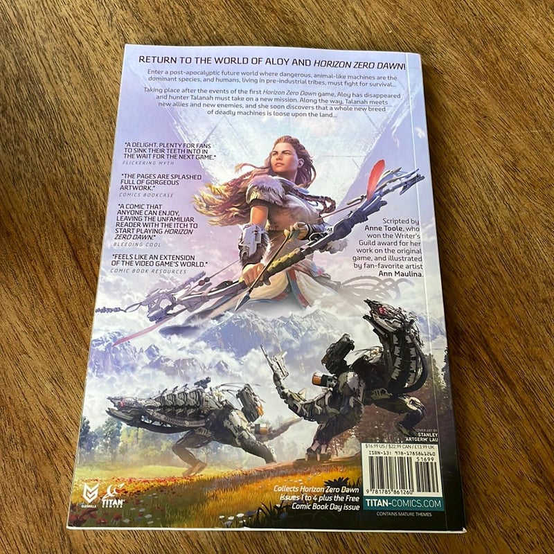 Horizon Zero Dawn Vol. 1: the Sunhawk (Graphic Novel)