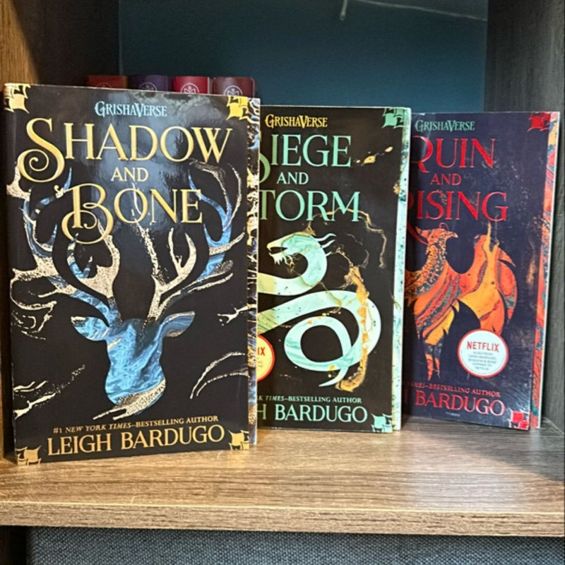 Shadow and Bone bundle