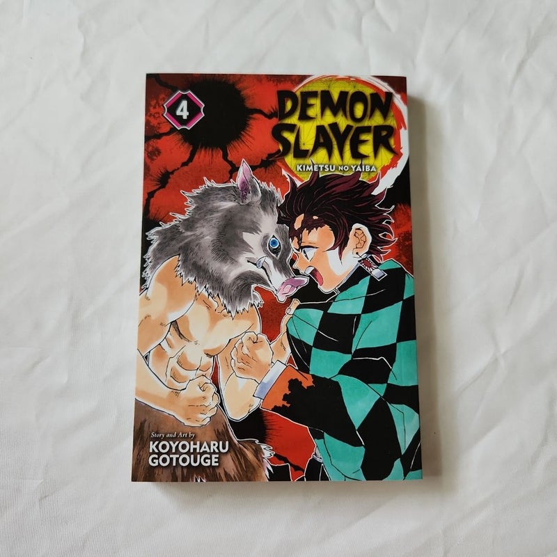 Demon Slayer: Kimetsu No Yaiba, Vol. 4