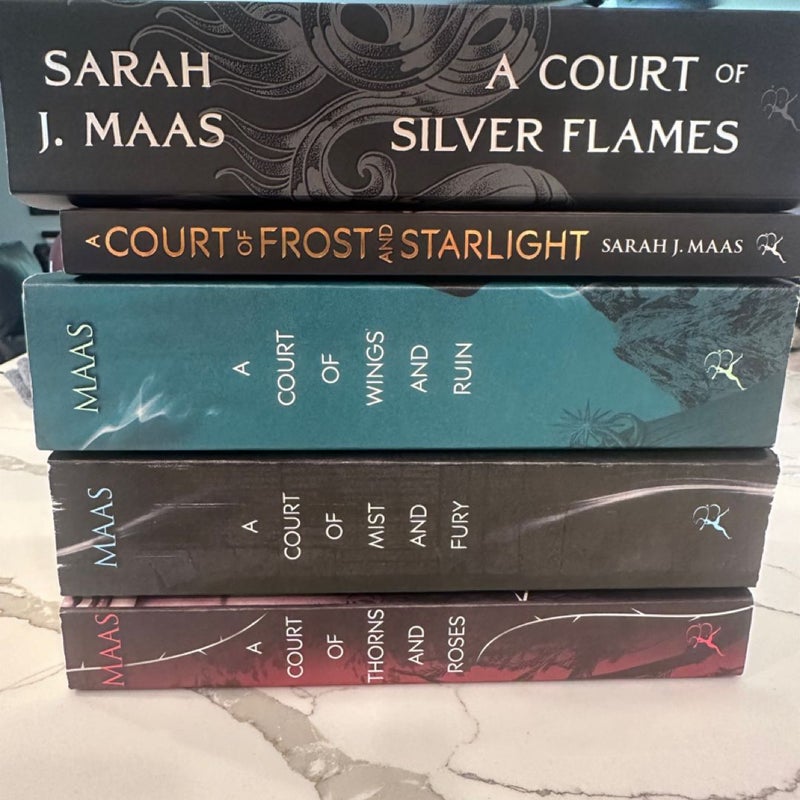 A court of thorns and roses complete 1st edition set with Acosf bonus chapter 