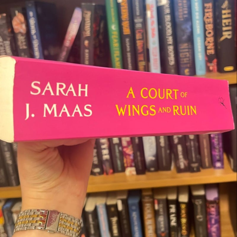 A Court of Wings and Ruin