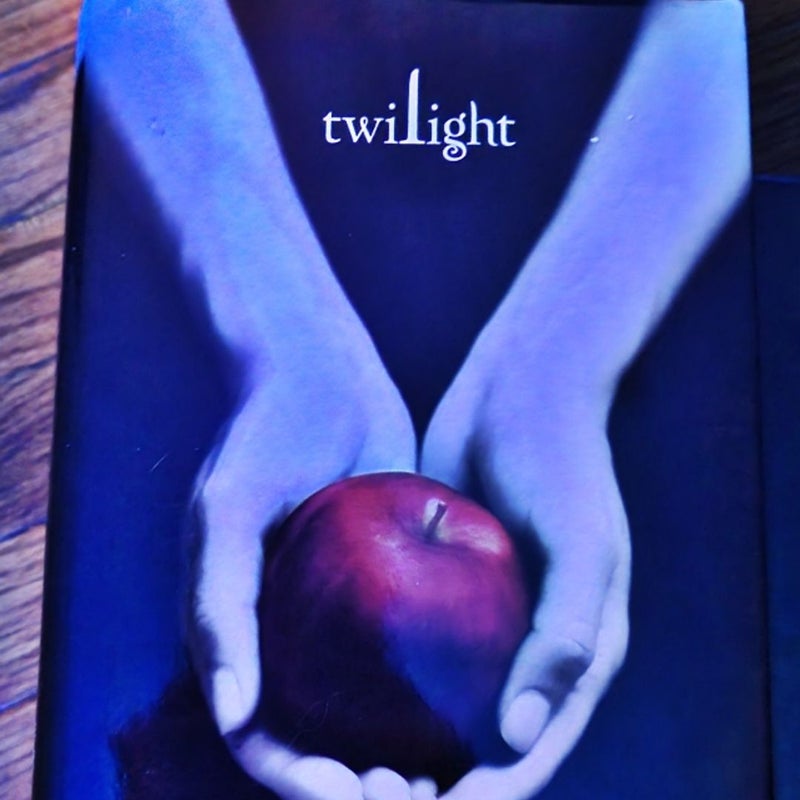 ✨️FIRST EDITIONS✨️ The Twilight Saga Collection