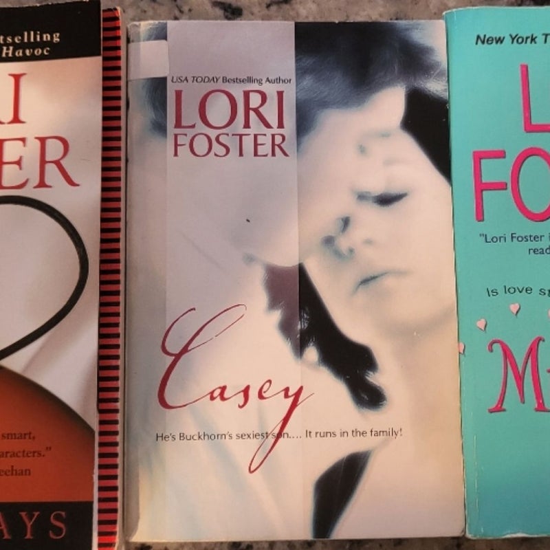 Lori Foster bundle 