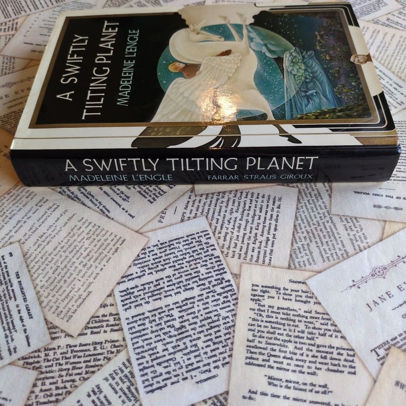 A Swiftly Tilting Planet (Second Printing)