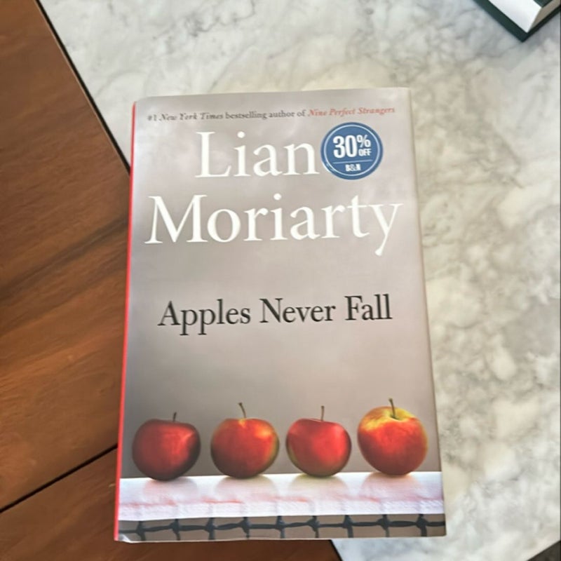 Apples Never Fall