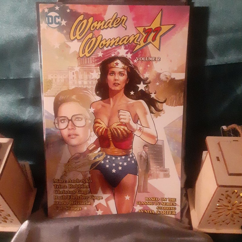 Wonder Woman 77 volume 1,2