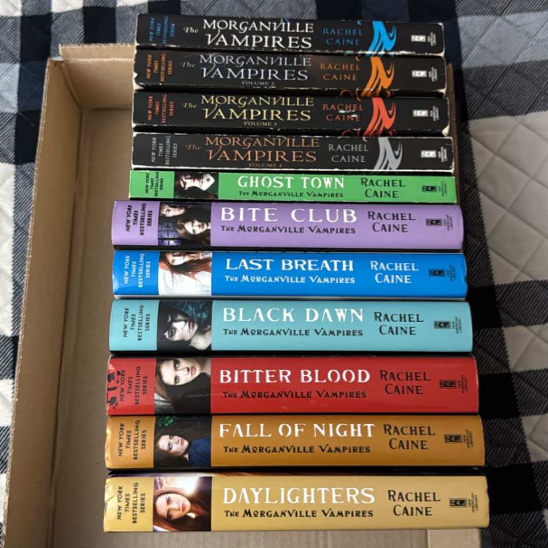 💥 The Morganville Vampires Series (11 books total) 