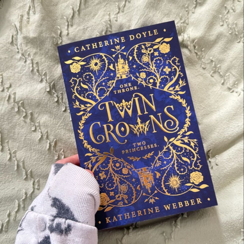 Twin crowns fairyloot edition