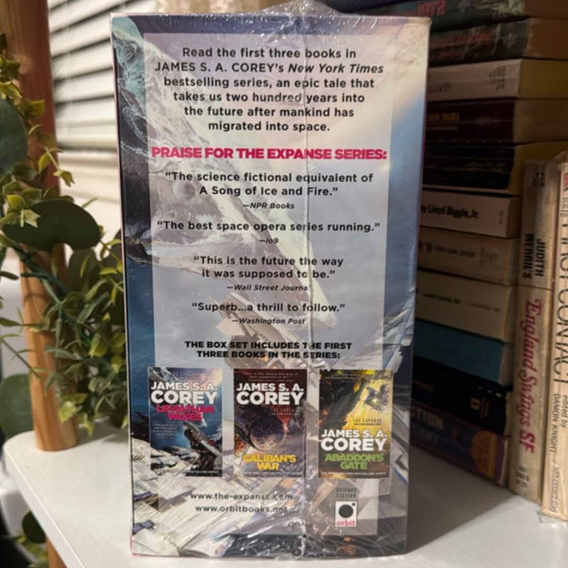 The Expanse Boxed Set: Leviathan Wakes, Caliban's War and Abaddon's Gate