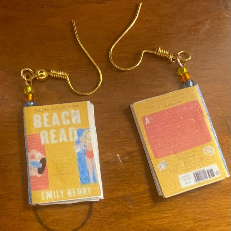 Beach Read: earrings