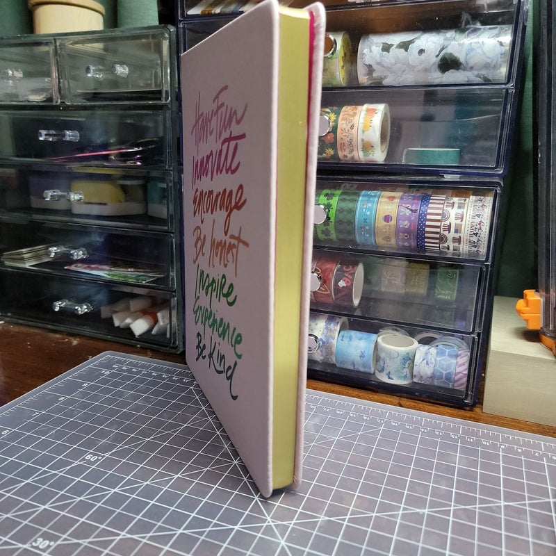 [BUNDLE-NEW JOURNAL WITH CALLIGRAPHY BOOK INCLUDED] Journal, Lettering and Modern Calligraphy; Learn Hand Lettering and Brush Lettering: a Beginner's Guide