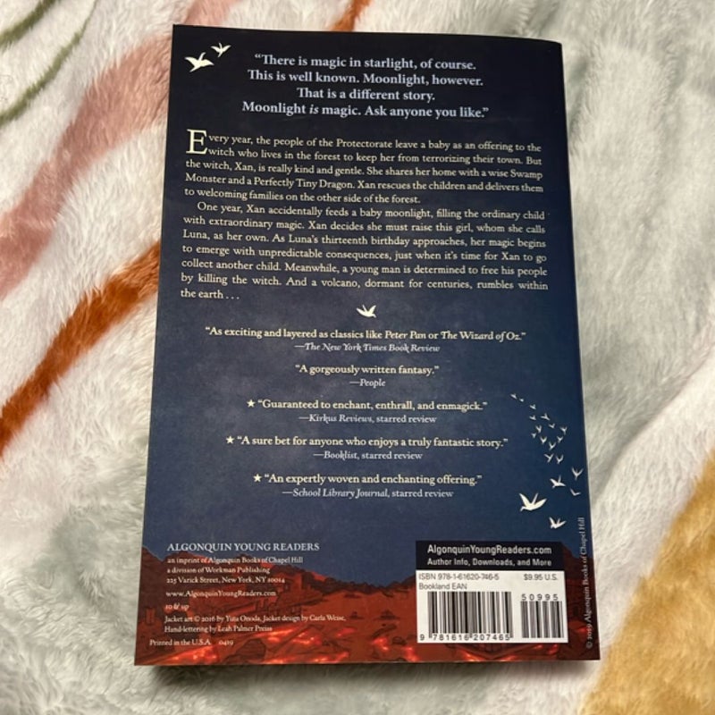 The Girl Who Drank the Moon (Winner of the 2017 Newbery Medal)