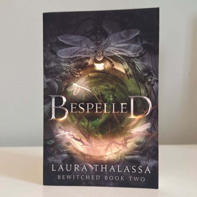 Bespelled by Laura Thalassa, Paperback | Pangobooks
