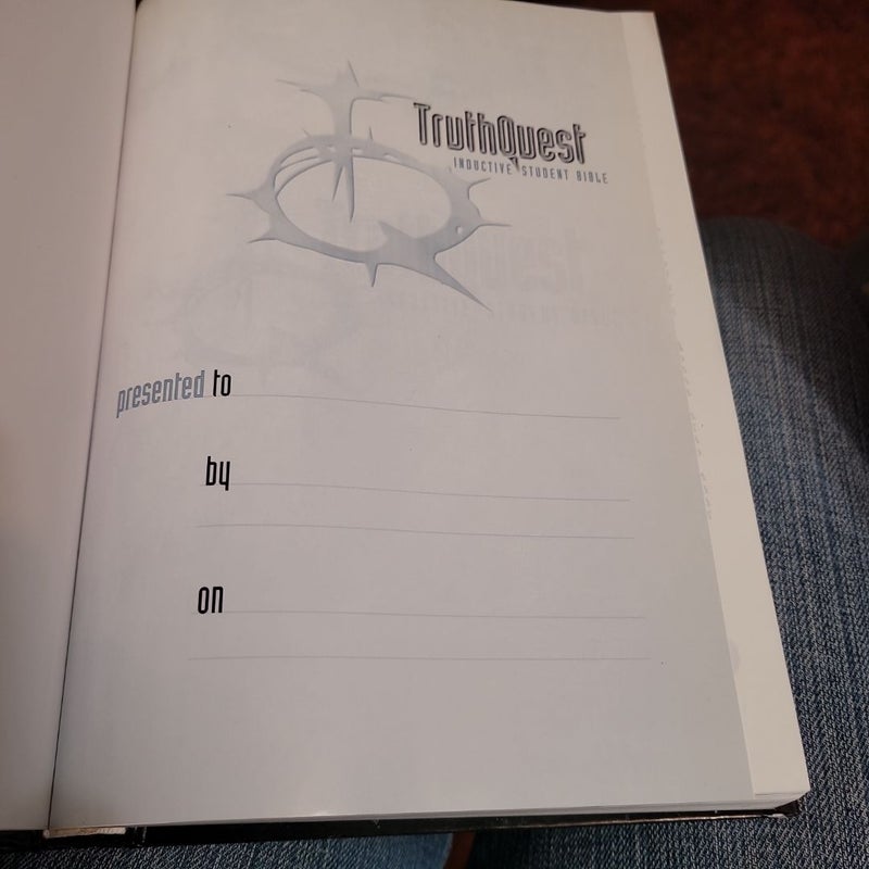 Truth Quest Inductive Student Bible