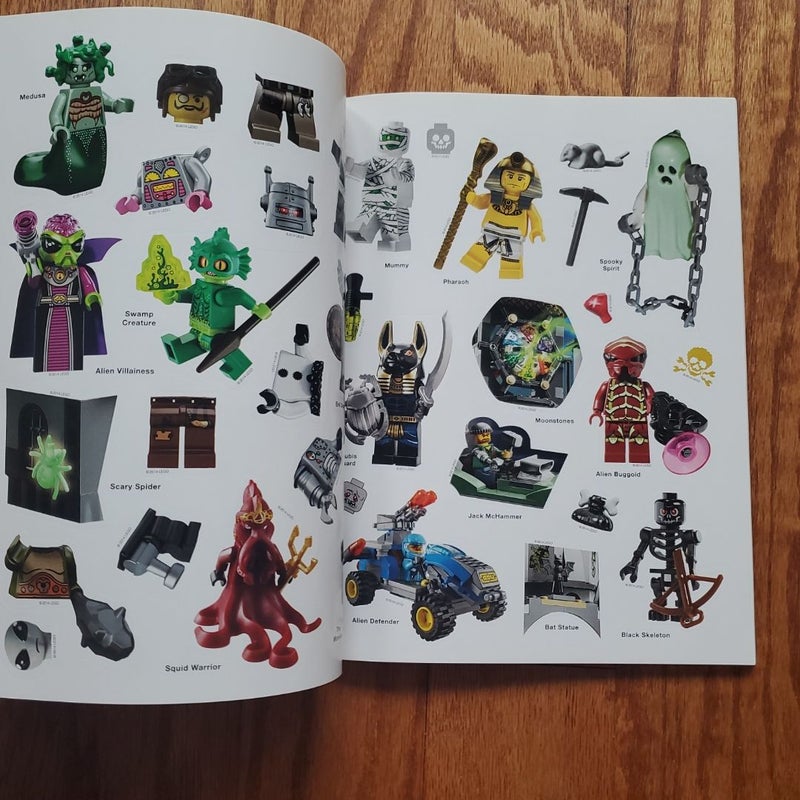 Ultimate Sticker Collection: LEGO Spooky!