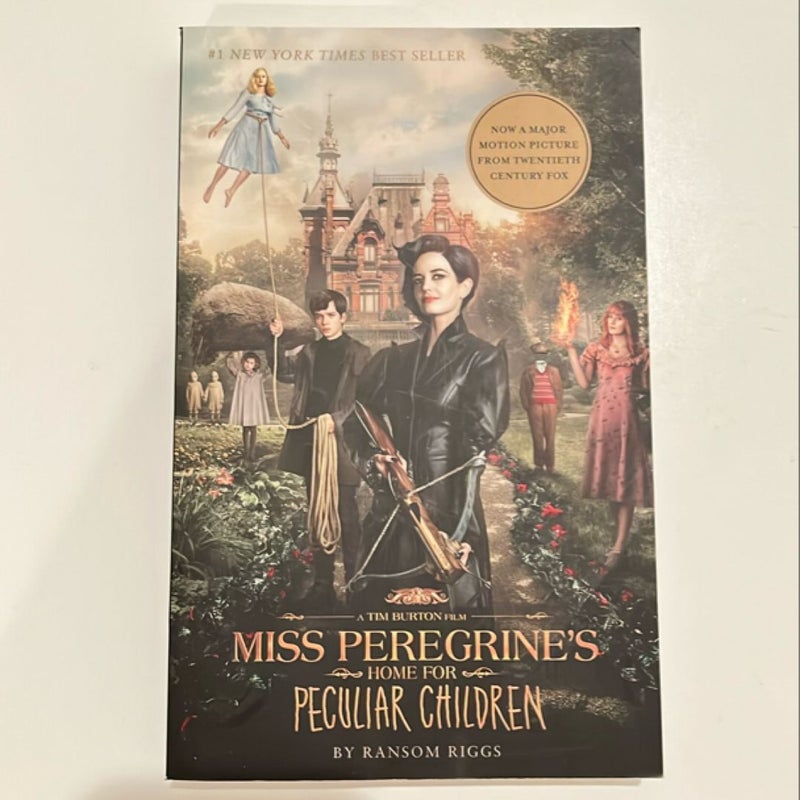 Miss Peregrine's Home for Peculiar Children (Movie Tie-In Edition)