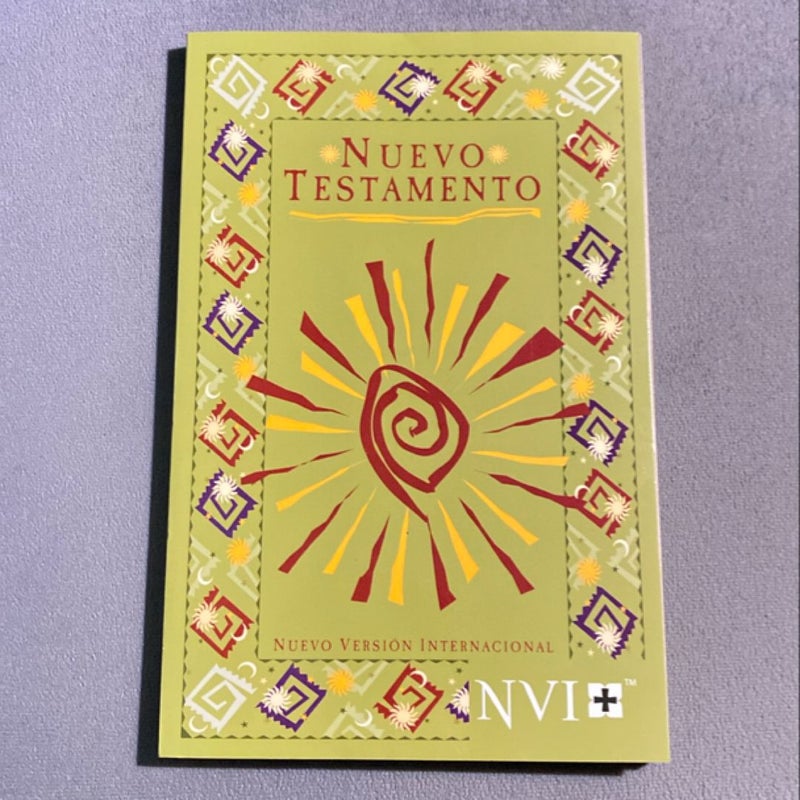 NVI Spanish New Testament - Green Fiesta